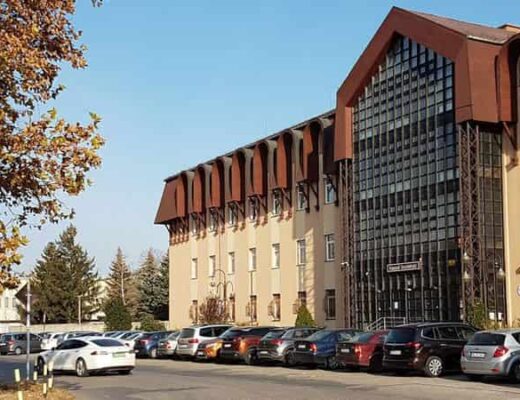 irodaház Debrecen