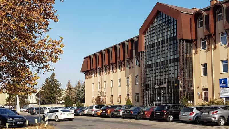 irodaház Debrecen